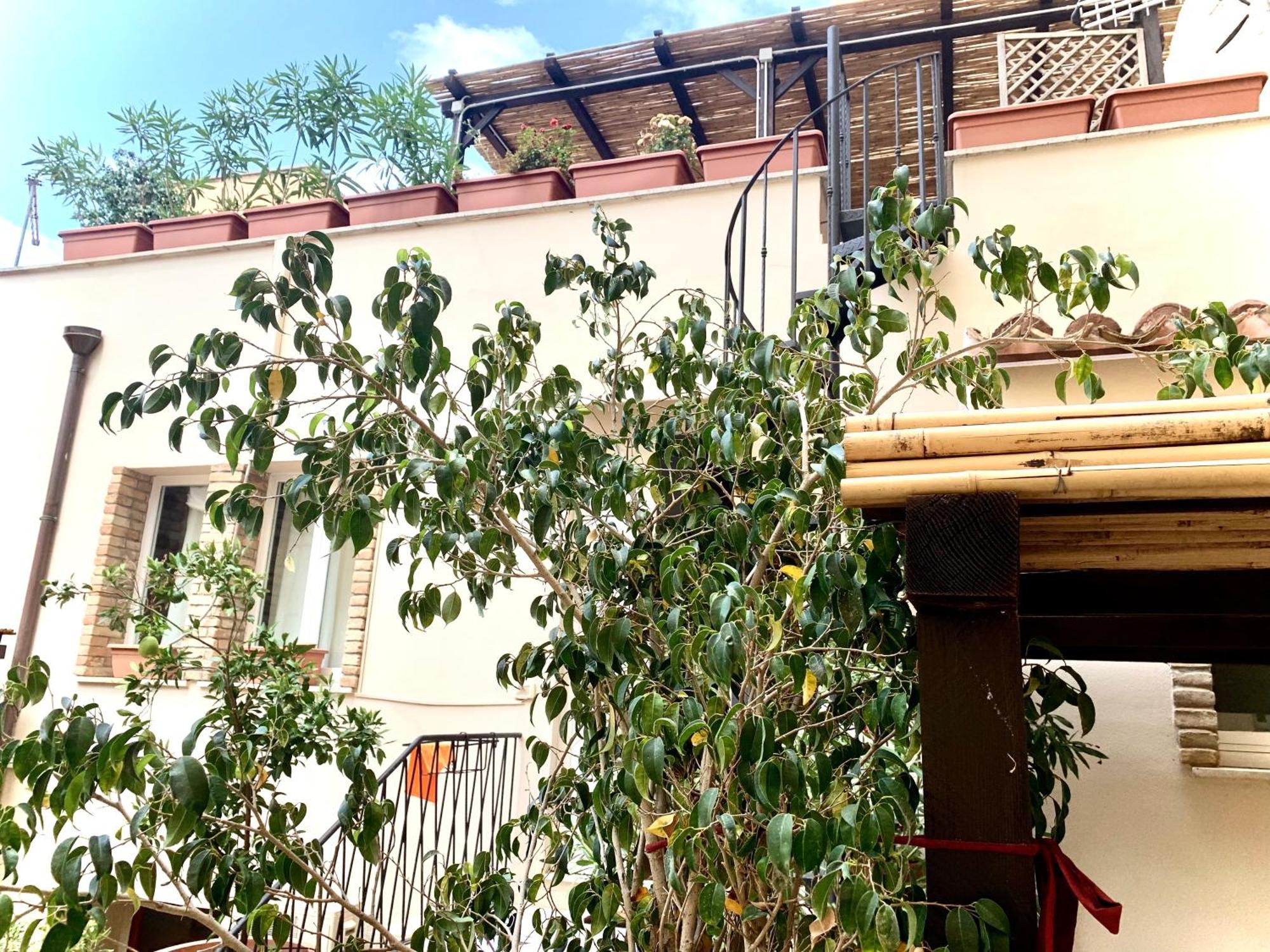 Ferienwohnung Oasi Urbana Con Terrazza E Vista Cagliari Exterior foto